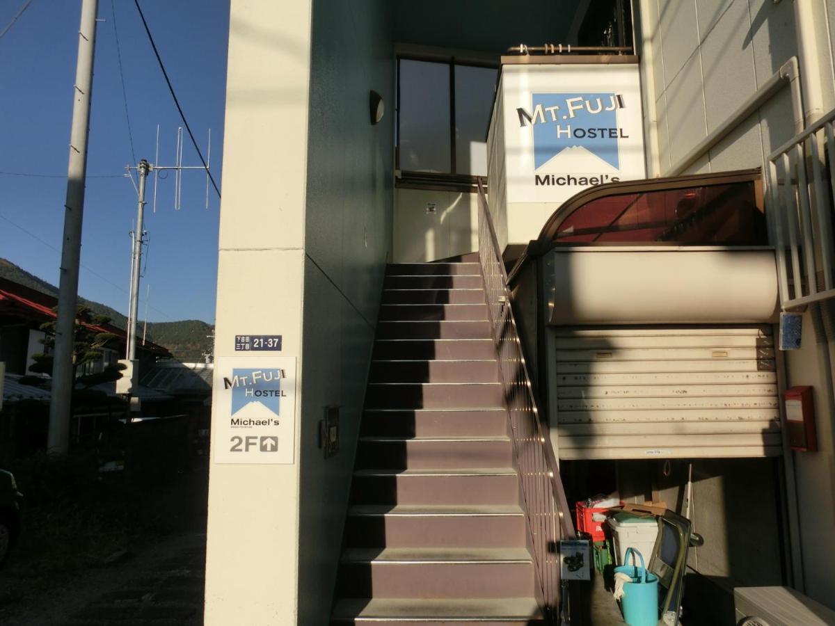 Mt Fuji Hostel Michael's Fujiyoshida Exterior foto